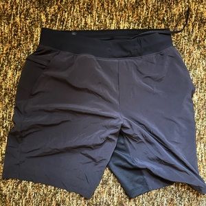 Lululemon Shorts with lining Large